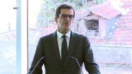 Rui Moreira aponta para a necessidade de os transportes públicos recuperarem quota de mercado.