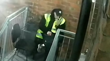 Burglary suspect sits down to smoke cigarette before breaking into student halls