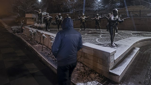 Başkentte kar yağışı etkili oluyor