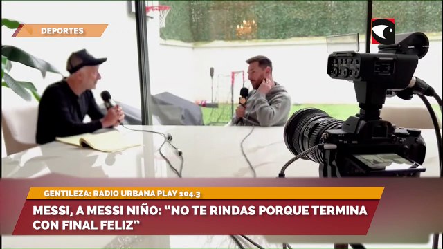 Messi, a Messi niño: “No te rindas porque termina con final feliz”