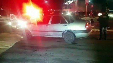 Após abordagem, veículo com pendências é apreendido no Esmeralda