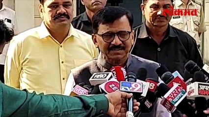 त्यांचा पार्श्वभाग सुजवून काढा असं शितल म्हात्रे म्हणाल्या