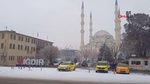 IĞDIR'A KIŞ MEVSİMİNİN İLK KARI YAĞDI