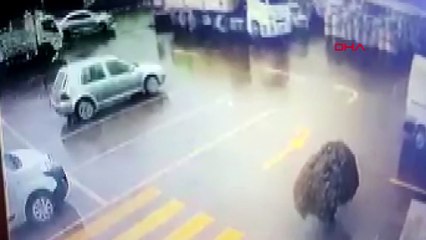 Arnavutköy'de 2 milyon liralık gasp kamerada