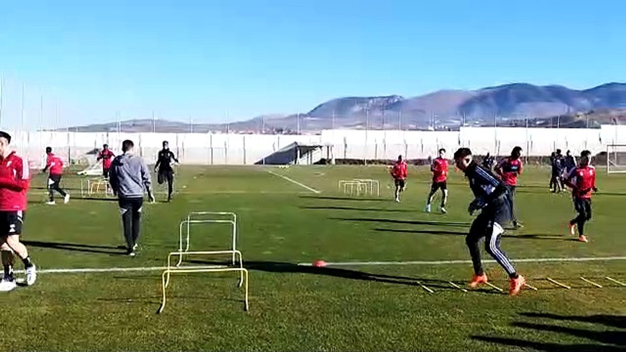31-01-2023 Pol Lozano, primer entrenamiento