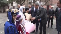 Milli Eğitim Bakanı Özer'den Bakü'deki Türk okullarına ziyaret