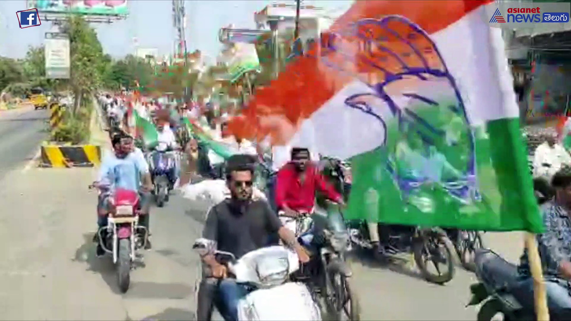 జగిత్యాలలో కాంగ్రెస్ ఆందోళన... రోడ్డుపై బైఠాయించిన ఎమ్మెల్సీ జీవన్ రెడ్డి 