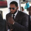 State of Illinois to drop charges against rapper R. Kelly