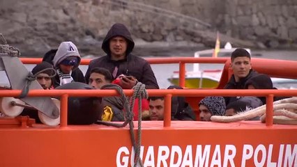 Rescatados 171 personas a bordo de tres pateras en Fuerteventura y Gran canaria