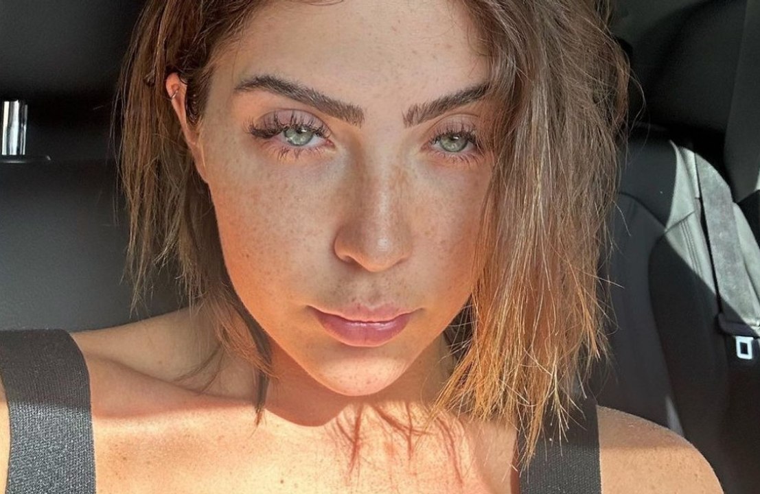 Jade Picon preocupa fãs ao postar vídeo chorando após ser hospitalizada