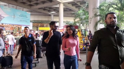 Ajay Devgn and his daughter Nysa make a stylish appearance at the airport