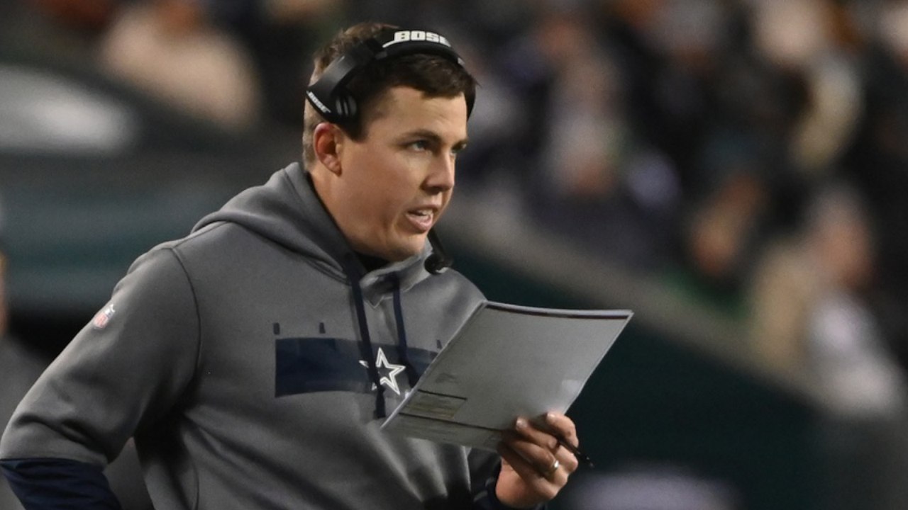 Cowboys OC Kellen Moore Takes OC Job With Chargers