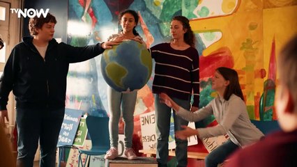Mirella Schulze rettet die Welt | show | 2021 | Official Trailer