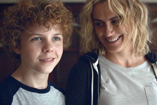 Un lugar en el cielo (Dear Edward) - Trailer (Subt. Español)