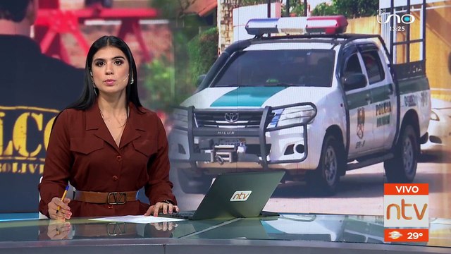 Un delincuente que trabajaba como taxista atracó a una pasajera con un arma de fuego