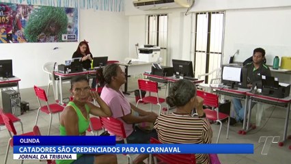 Catadores são credenciados para o carnaval