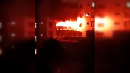Hindistan’da 13 katlı binada yangın: 14 ölü, 12 yaralı