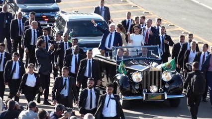 El primer mes de Lula: un golpe sofocado, guiños sociales y dudas económicas