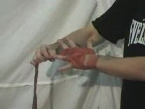 How To Wrap Hands For Muay Thai Kickboxing