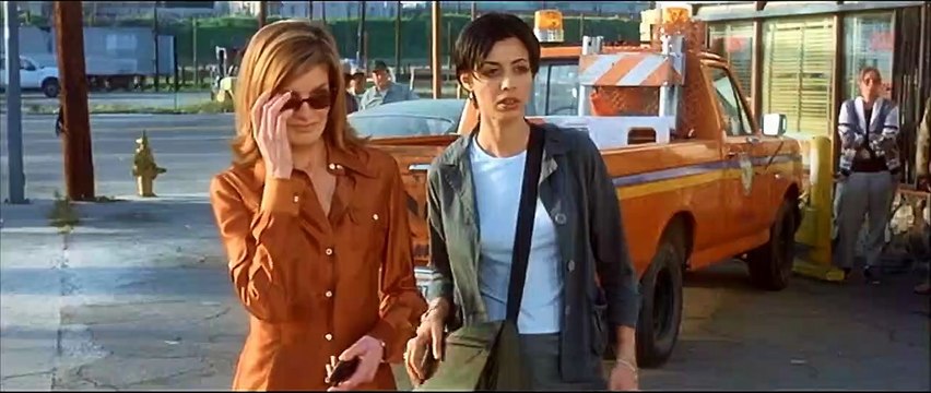 Showtime | movie | 2002 | Official Trailer