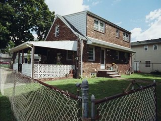 Don't Go Tellin' Your Momma | movie | 2021 | Official Trailer