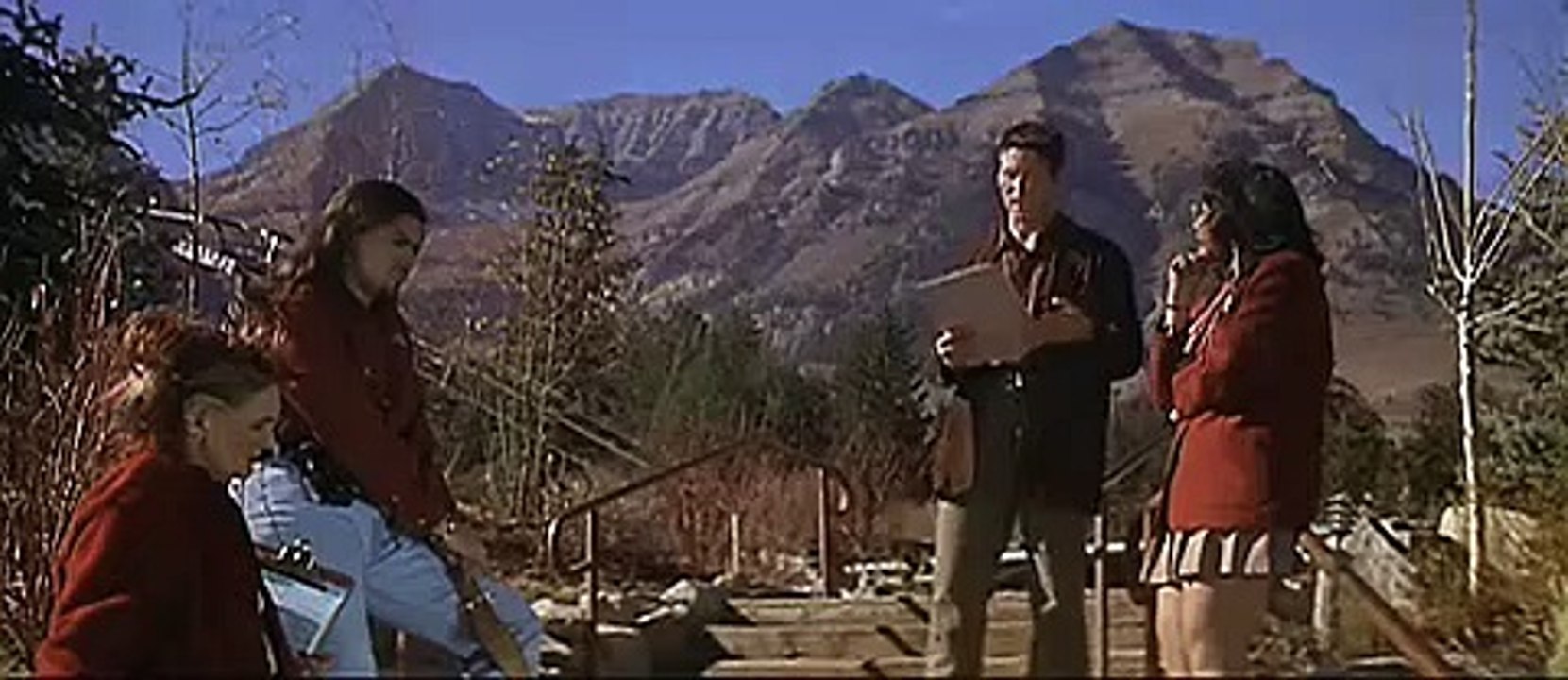 Christmas in the Clouds | movie | 2005 | Official Trailer