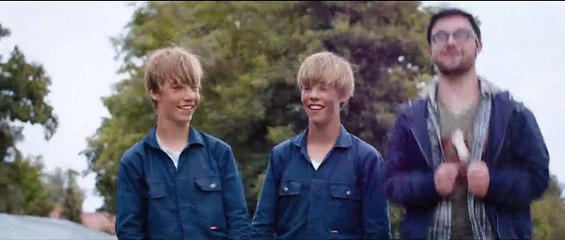 De Kameleon aan de ketting | movie | 2021 | Official Trailer