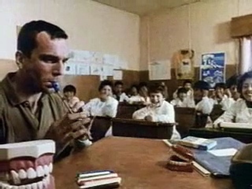 Eversmile, New Jersey | movie | 1990 | Official Trailer - video