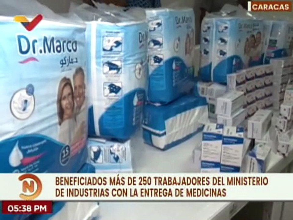 Más de 250 trabajadores del Ministerio de Industrias son favorecidos con entrega de medicinas
