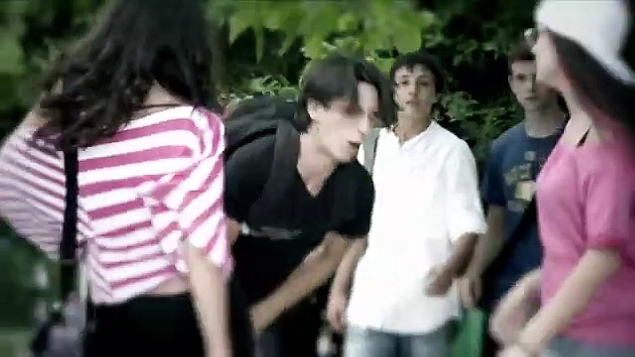 Pariu cu viața | show | 2011 | Official Trailer