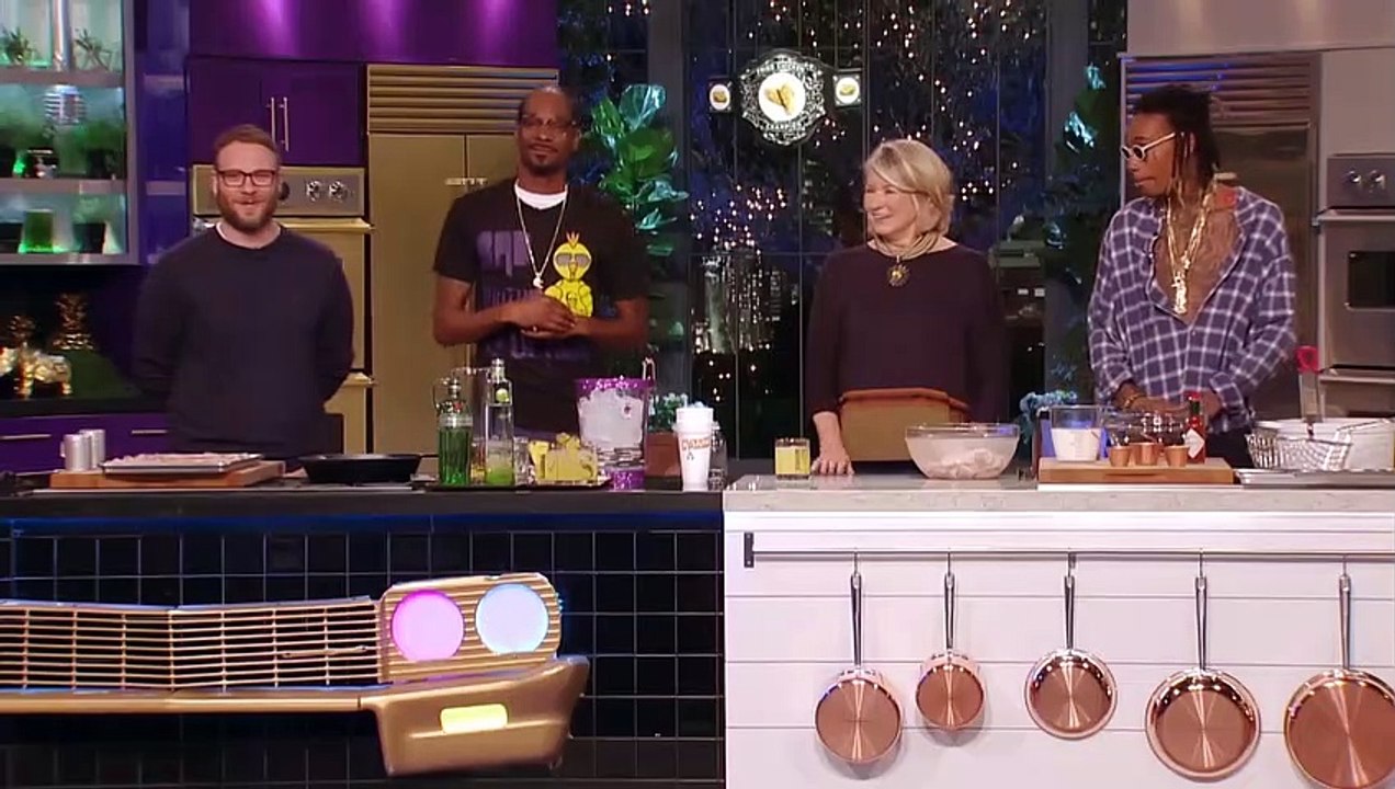 Martha & Snoop's Potluck Dinner Party | show |...