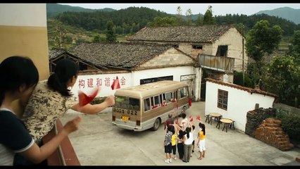 33 Postcards | movie | 2011 | Official Trailer