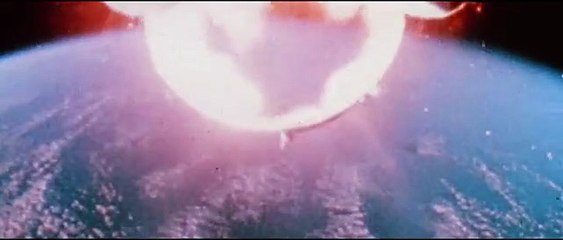 The Man Who Fell to Earth | movie | 1976 | Official Trailer