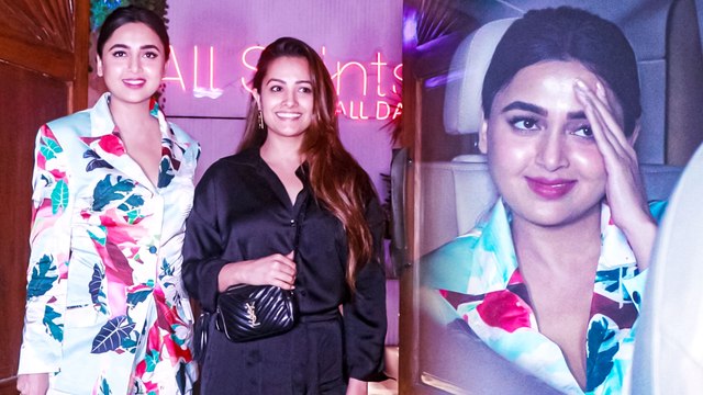 'नागिन' एक्ट्रेसेस तेजस्वी प्रकाश और अनिता हस्सनंदनी एक साथ डिनर करने पहुंचे