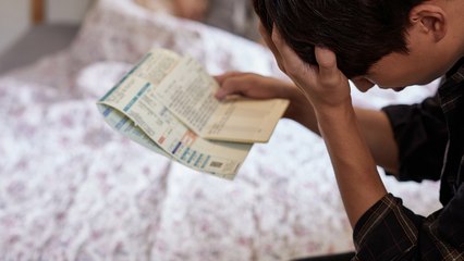 [더뉴스] 청년층 덮친 고물가 공포..."적금 깨고 씀씀이 줄이고" / YTN