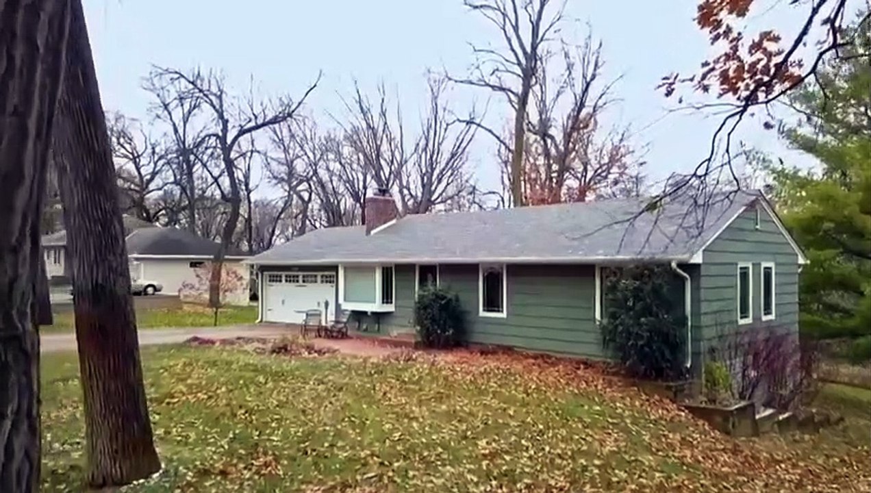 Stay or Sell - Se1 - Ep02 - Families Grow, Houses Shrink HD Watch