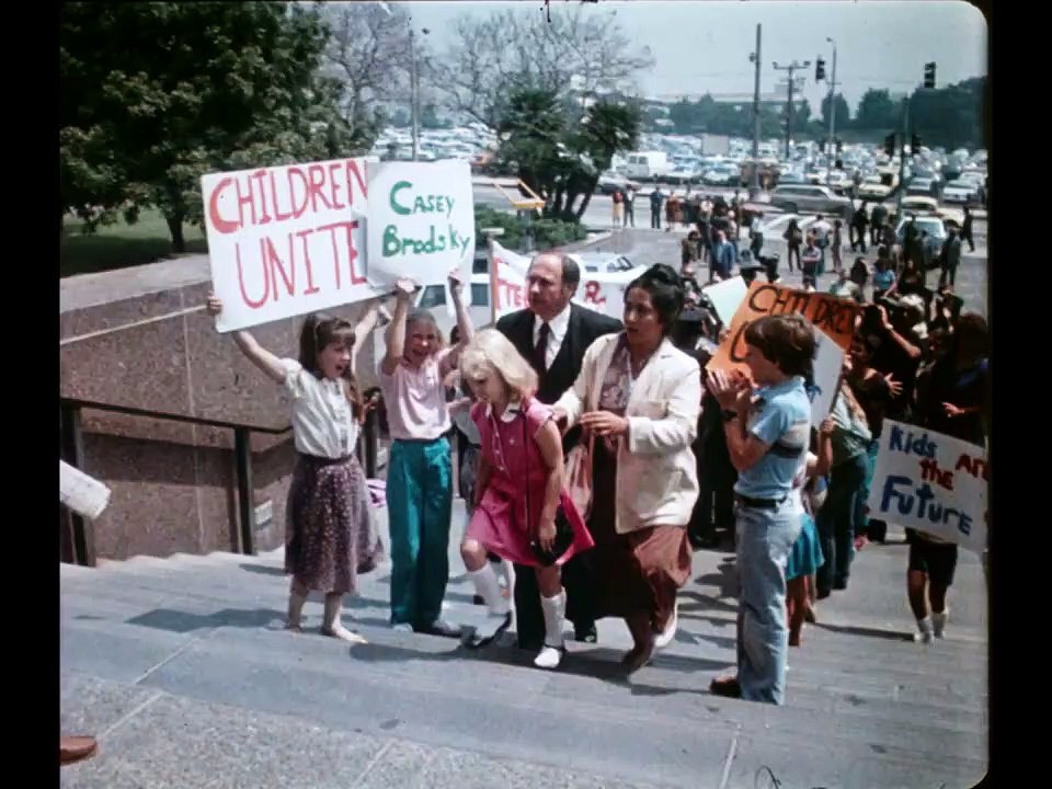 Irreconcilable Differences | movie | 1984 | Official Trailer