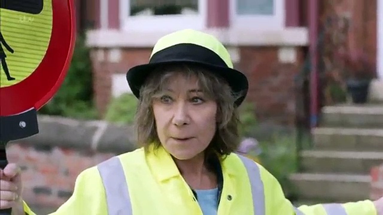 Girlfriends - Se1 - Ep01 HD Watch