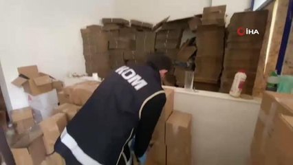 Dezenfektan görünümünde 1 ton sahte etil alkol ele geçirildi