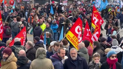 Jóvenes que participan en las protestas contra la reforma de pensiones: "Es ahora o nunca"