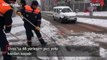 Sivas'ta kar yağışı; 48 yerleşim yerinin yolu kapalı