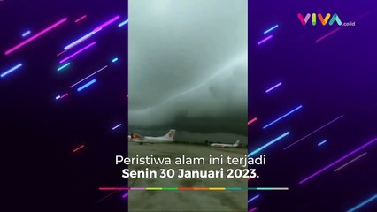 HEBOH! Bandara Sultan Hasanuddin Dikepung Awan Tsunami