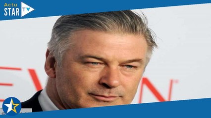 Alec Baldwin inculpé pour homicide involontaire : l'acteur encourt plusieurs années de prison
