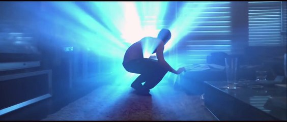 Skyline (2010) Official Trailer – Alien Invasion in Los Angeles 🌌