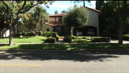 Dearly Departed | movie | 2006 | Official Trailer