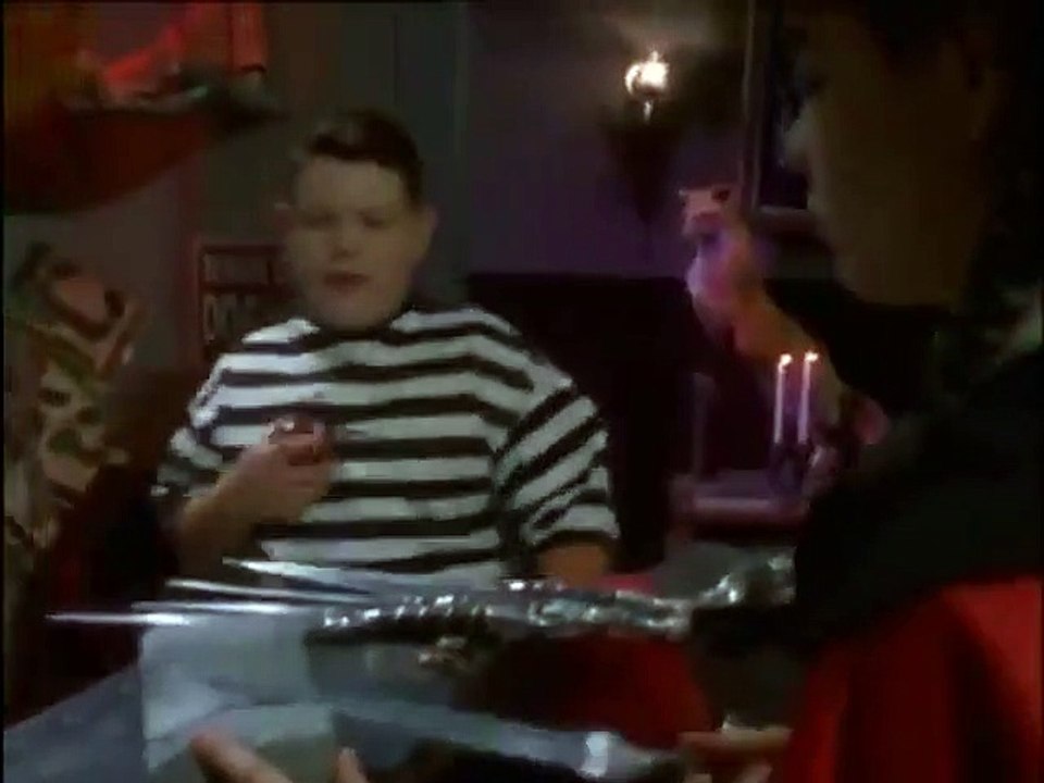 La nouvelle famille Addams - Se1 - Ep13 HD Watch