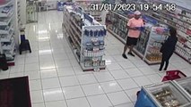 Imagens mostram casal furtando mercadorias de farmácia no centro de Cascavel