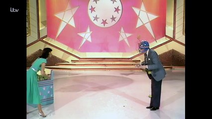 Larry Grayson: Shut That Door! | movie | 2018 | Official Trailer