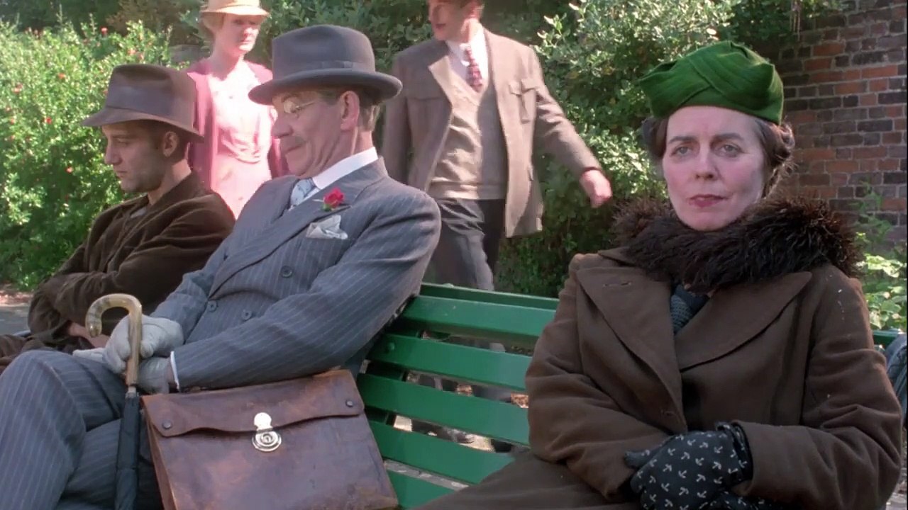 Bent | movie | 1997 | Official Trailer