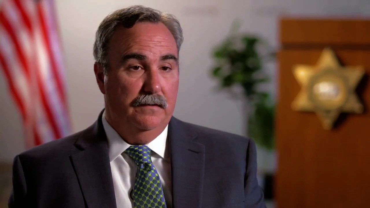 A Wedding and A Mur-'der - Se2 - Ep12 - A Wedding and a Mur-'der HD Watch